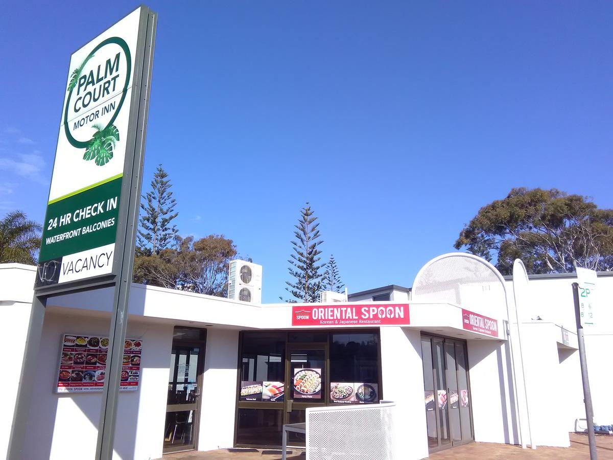 Palm Court Motor Inn Port Macquarie Exterior foto